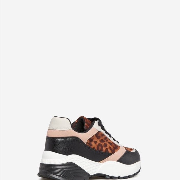 SOLD !! SOLD!! Women’s Sneakers - Picture 1 of 6